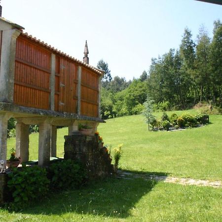 Casa Rural A Mimoseira Hostal LLa Estrada Exterior foto